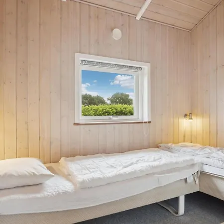 Gorgeous In Hemmet With Sauna Ferienhaus Falen